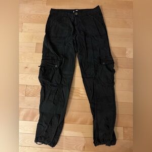 Women’s Garage Black Cargo Pants